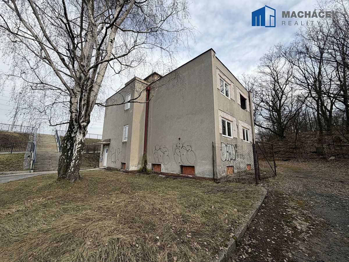 Prodej vícegeneračního domu 273 m², pozemek 118 m²